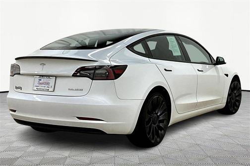 2023 Tesla Model 3 Performance