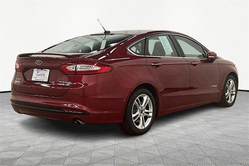 2016 Ford Fusion Hybrid Titanium