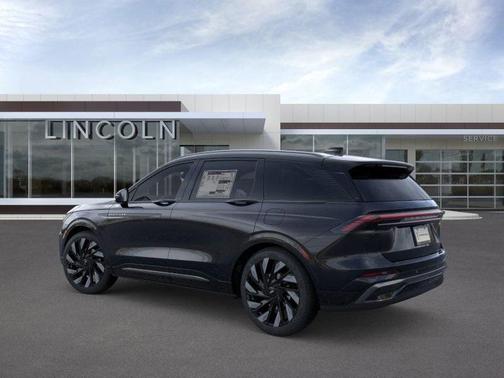2025 Lincoln Nautilus Reserve