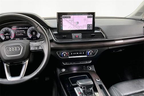 2022 Audi Q5 45 S line Premium Plus