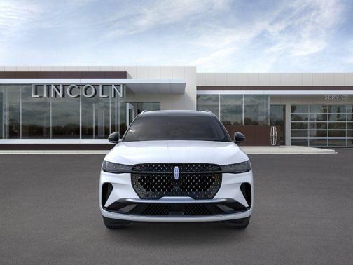 White Platinum Clearcoat Metallic 2026 Lincoln Nautilus Black Label