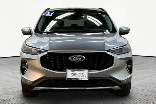 Iconic Silver Metallic 2023 Ford Escape Platinum