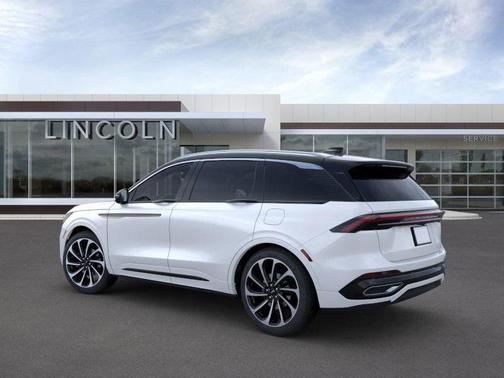 2025 Lincoln Nautilus Black Label