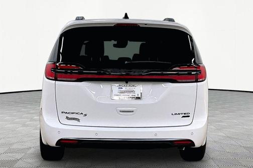 PW7 2027 Chrysler Pacifica LIMITED