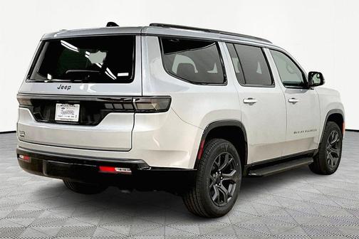 Silver Zynith 2026 Jeep Grand Wagoneer Limited