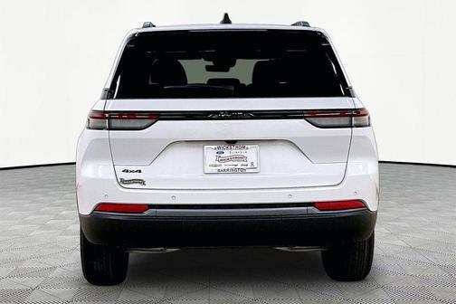 2026 Jeep Grand Cherokee Laredo