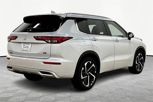 2022 Mitsubishi Outlander SEL