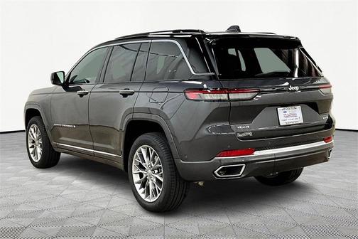 2025 Jeep Grand Cherokee Summit