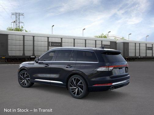Infinite Black Metallic 2026 Lincoln Aviator Black Label AWD
