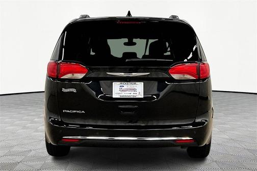 2020 Chrysler Pacifica Touring-L