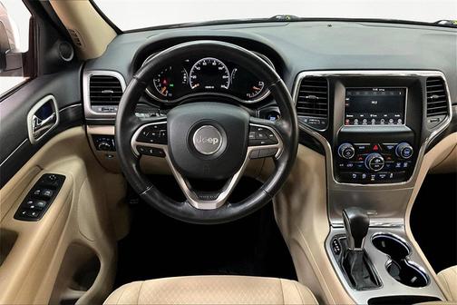2019 Jeep Grand Cherokee Laredo