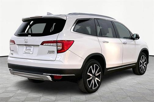 2021 Honda Pilot Touring 8-Passenger