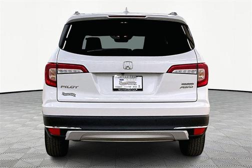 2021 Honda Pilot Touring 8-Passenger