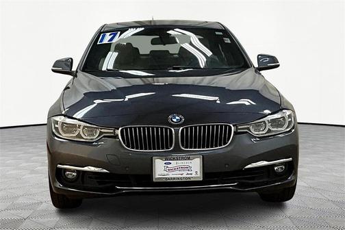 2017 BMW 330 i xDrive