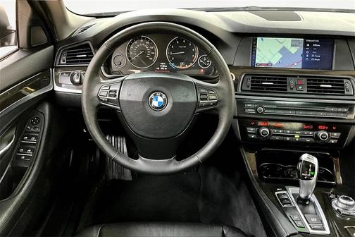 2012 BMW 528 i xDrive