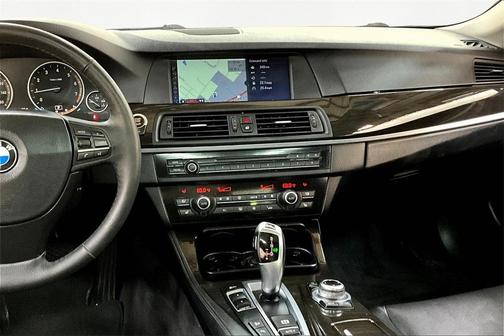 2012 BMW 528 i xDrive