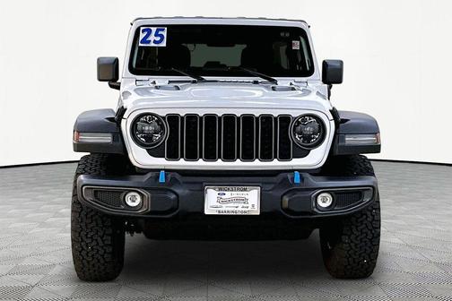 Bright White Clearcoat 2025 Jeep Wrangler 4xe Rubicon