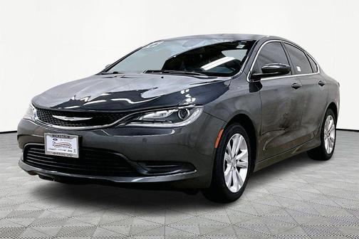 2016 Chrysler 200 LX