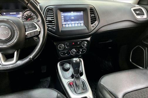 Billet Silver Metallic Clearcoat 2021 Jeep Compass Latitude