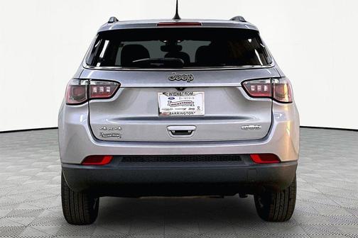 Billet Silver Metallic Clearcoat 2021 Jeep Compass Latitude