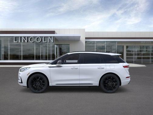 2025 Lincoln Corsair Reserve