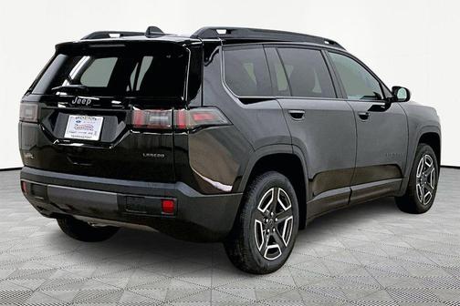 Diamond Black 2026 Jeep Cherokee LAREDO/LIMITED