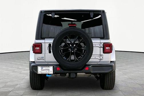 Silver Zynith Clearcoat 2023 Jeep Wrangler 4xe Sahara