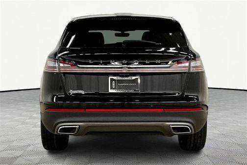2022 Lincoln Nautilus Black Label