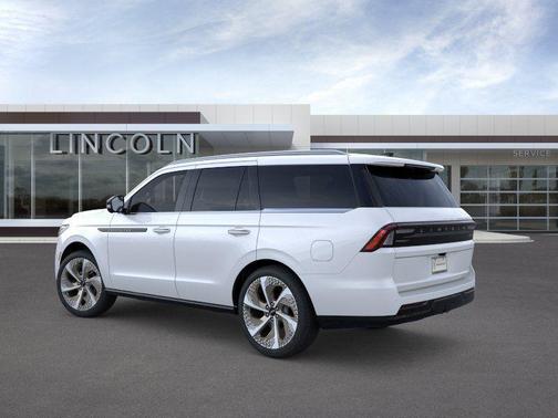 Crystal White Metallic 2026 Lincoln Navigator Black Label