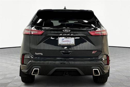 2021 Ford Edge ST