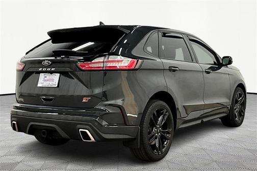2021 Ford Edge ST