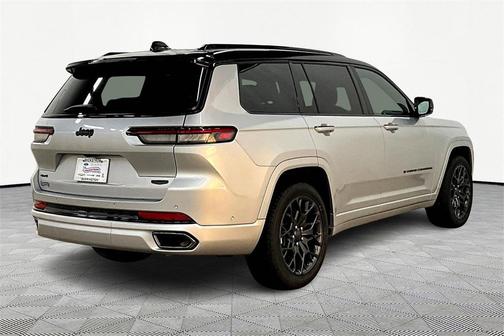 2025 Jeep Grand Cherokee L Summit