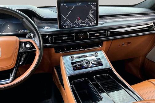 White Metallic 2023 Lincoln Aviator Black Label Grand Touring