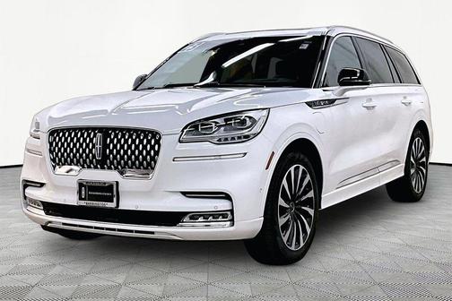 White Metallic 2023 Lincoln Aviator Black Label Grand Touring