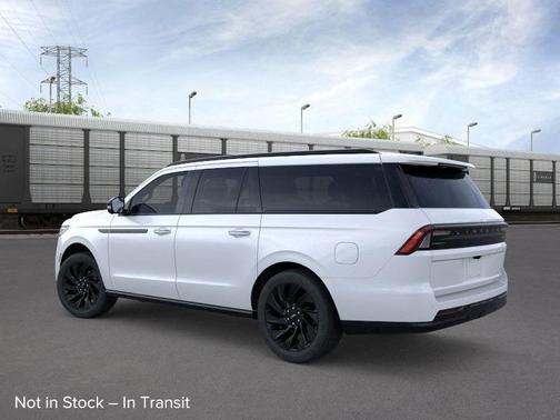 2025 Lincoln Navigator L Reserve