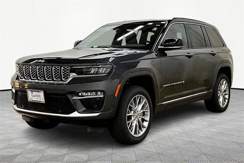 2025 Jeep Grand Cherokee Summit