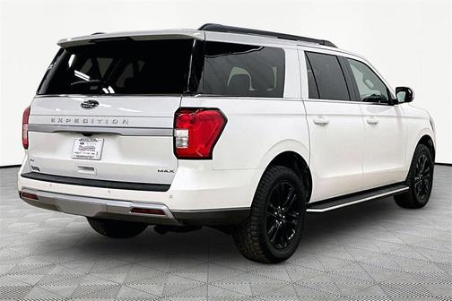 2022 Ford Expedition Max XLT