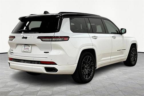 2025 Jeep Grand Cherokee L Summit