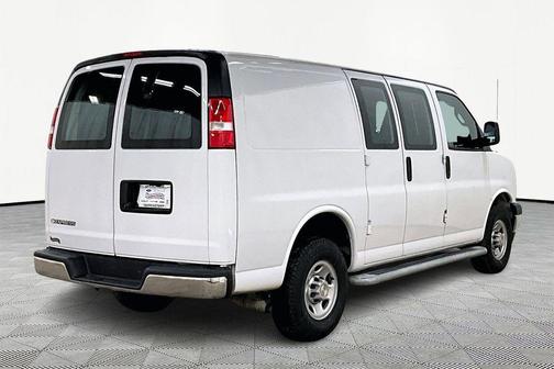 2022 Chevrolet Express 2500 Work Van