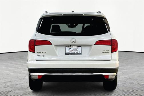 2017 Honda Pilot Elite