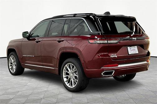 2025 Jeep Grand Cherokee Summit