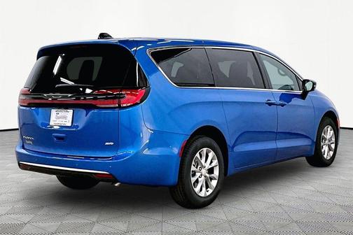 PBJ 2027 Chrysler Pacifica SELECT