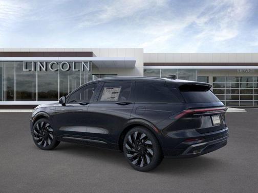 2025 Lincoln Nautilus Reserve