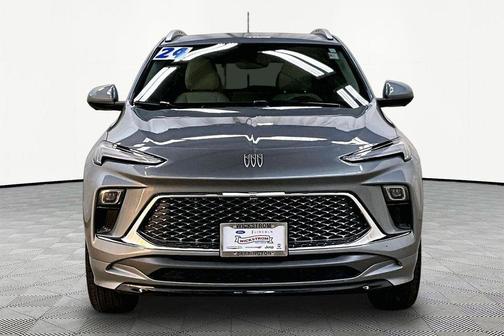 Moonstone Gray Metallic 2024 Buick Encore GX Avenir