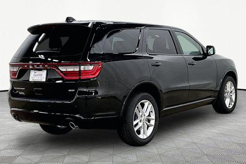 DB Black Crystal Clearcoat 2026 Dodge Durango GT