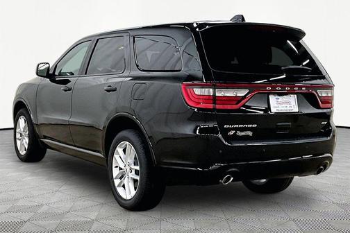 DB Black Crystal Clearcoat 2026 Dodge Durango GT