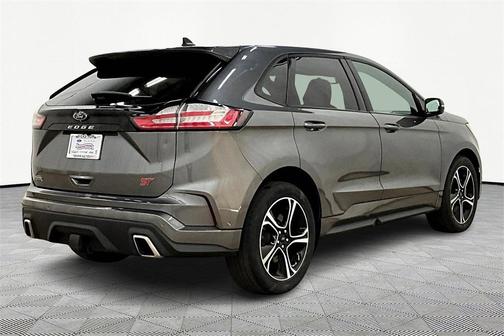2022 Ford Edge ST