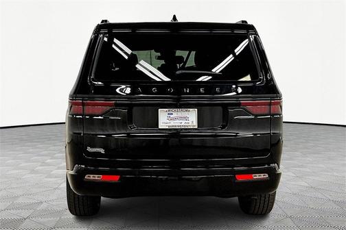 2025 Jeep Wagoneer Series II