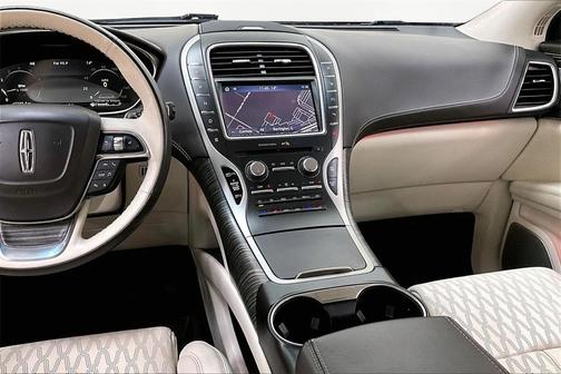 2019 Lincoln Nautilus Black Label