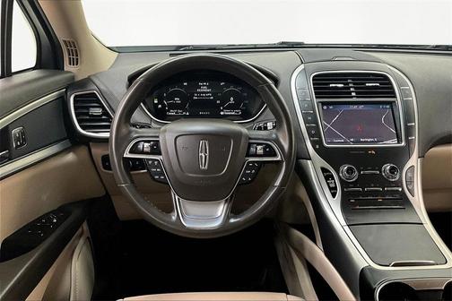 2020 Lincoln Nautilus Standard